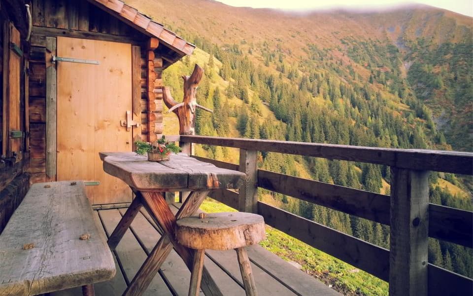 Cedar deck with a hillside view, Collingwood cottage